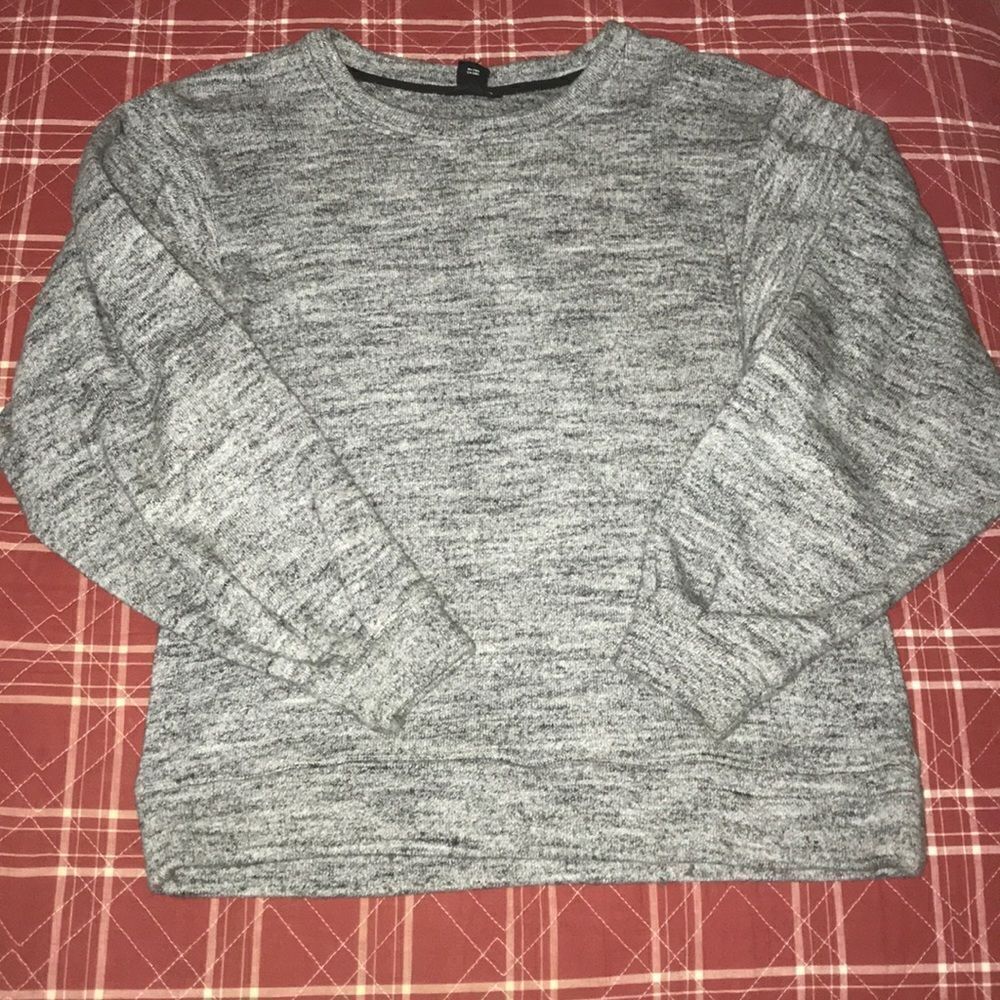 EUC Club Monaco grey soft long sleeve comfy warm winter autumn women’s sweater